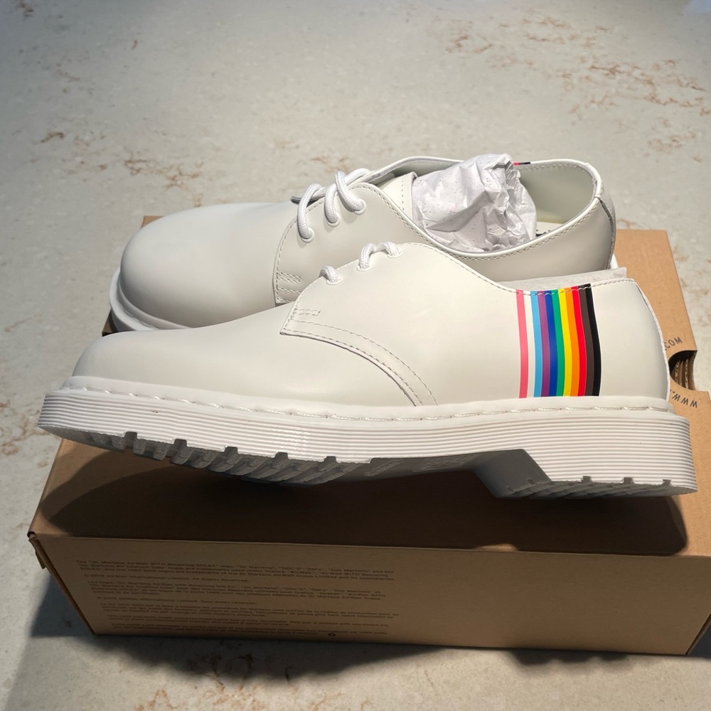 NEW Dr Martens 1461 White Leather Pride Core Shoes Ladies 9 Men 8 - Picture 7 of 10